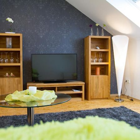 Ferienhaus Borneich Schwalbach Exteriör bild