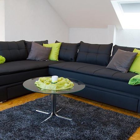 Ferienhaus Borneich Schwalbach Exteriör bild
