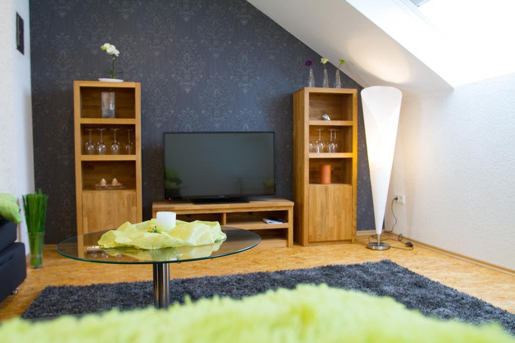 Ferienhaus Borneich Schwalbach Exteriör bild